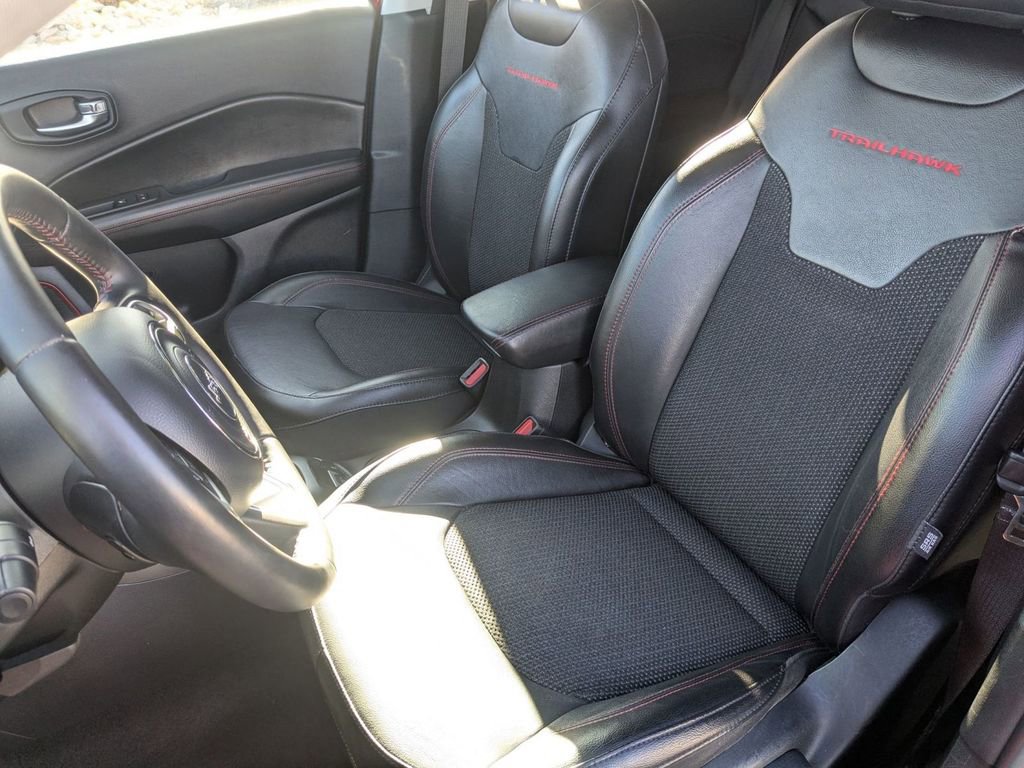 Used 2019 Jeep Compass Trailhawk image 15