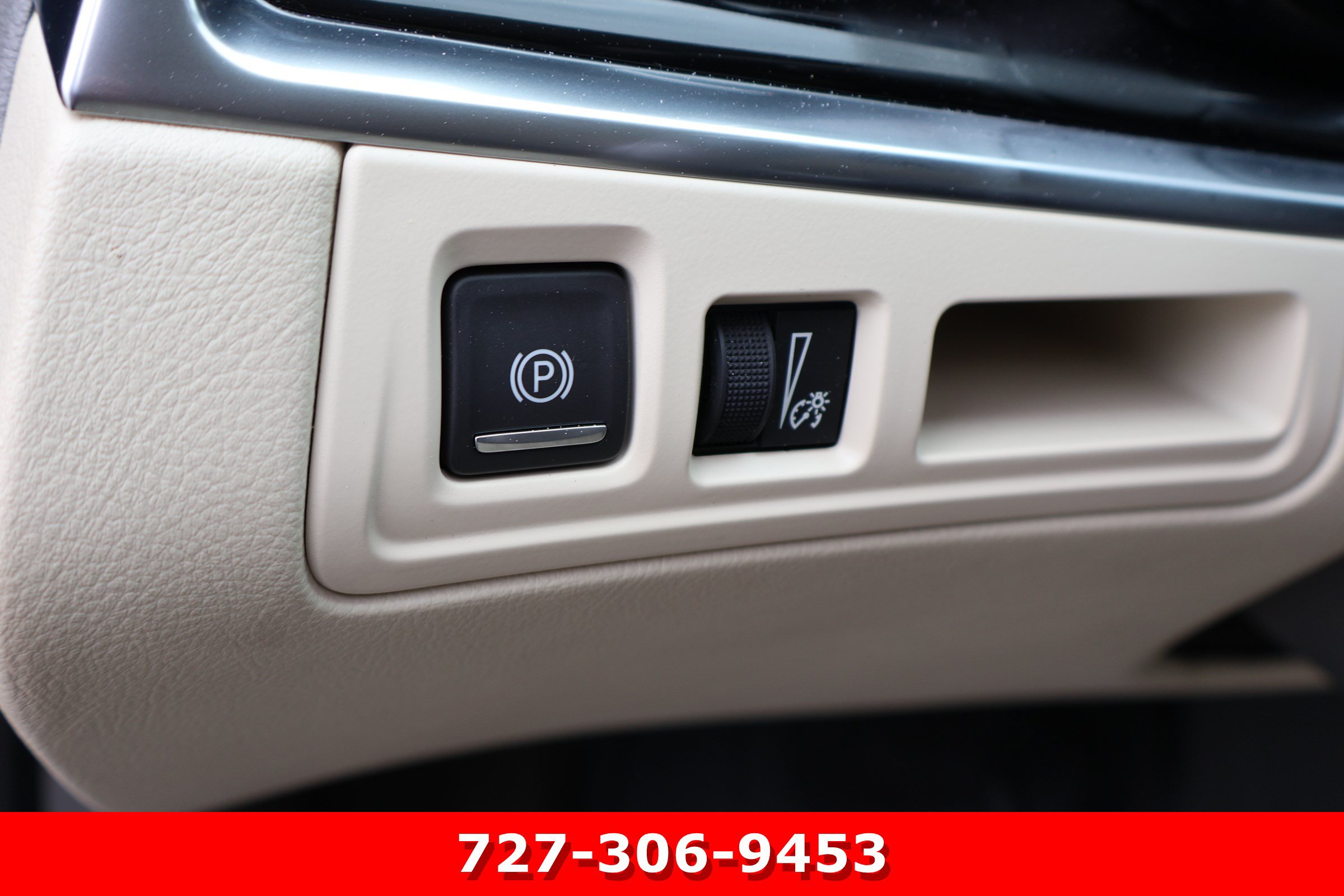 Used 2023 Cadillac XT6 Premium Luxury FWD image 24