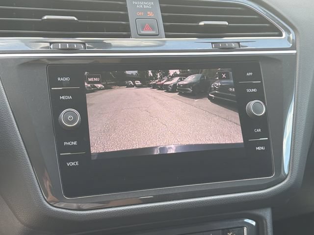 Used 2020 Volkswagen Tiguan SE FWD image 31