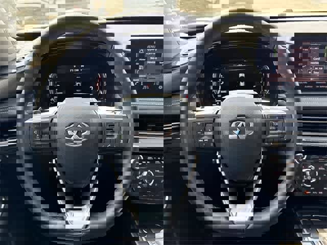 Used 2025 INFINITI QX60 Luxe image 18