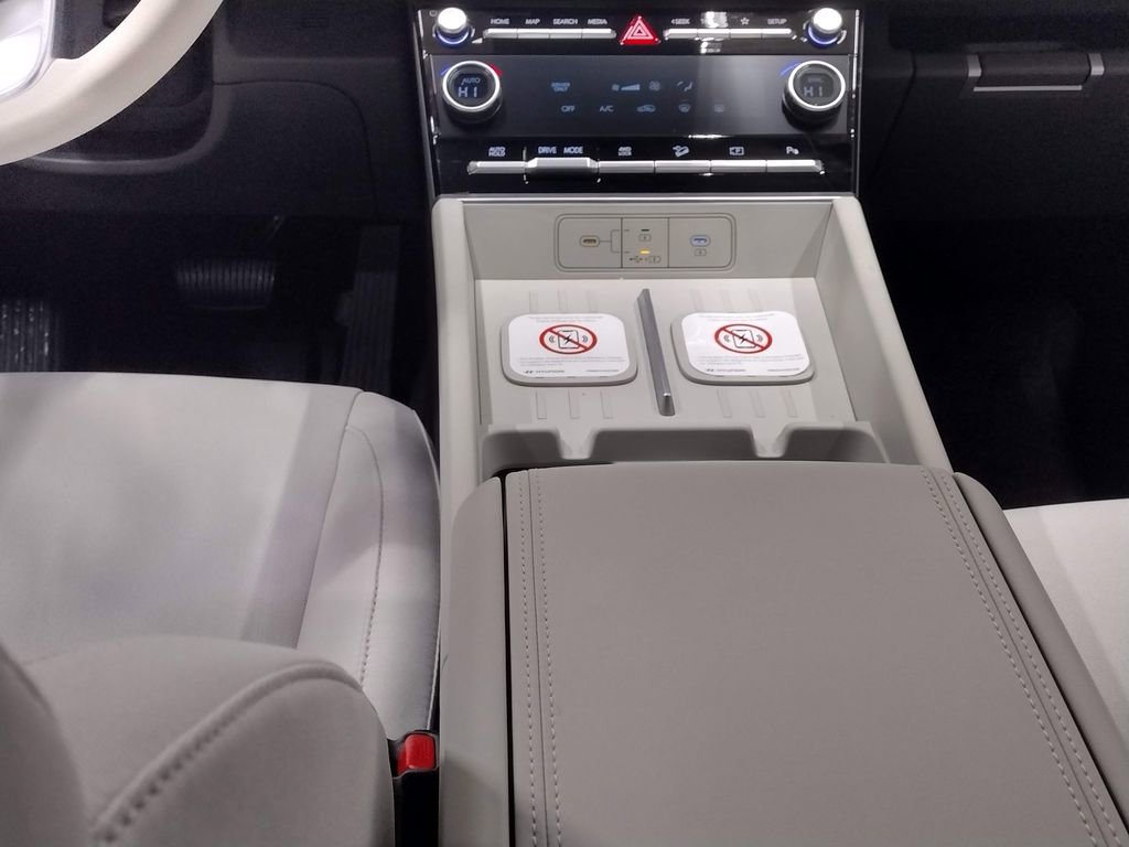 New 2026 Hyundai Santa Fe SE image 38