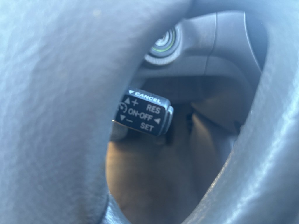 Used 2004 Toyota Sequoia SR5 image 28