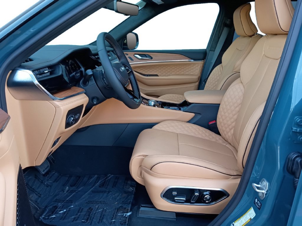 New 2027 Jeep Grand Cherokee L Summit w/ Obsidian Package AWD/4WD image 19