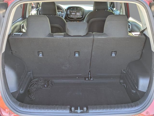 Used 2023 Kia Soul LX FWD image 12
