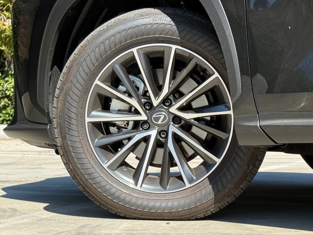 Certified 2026 Lexus NX 350h AWD w/ Accessory Package (Z2) image 7