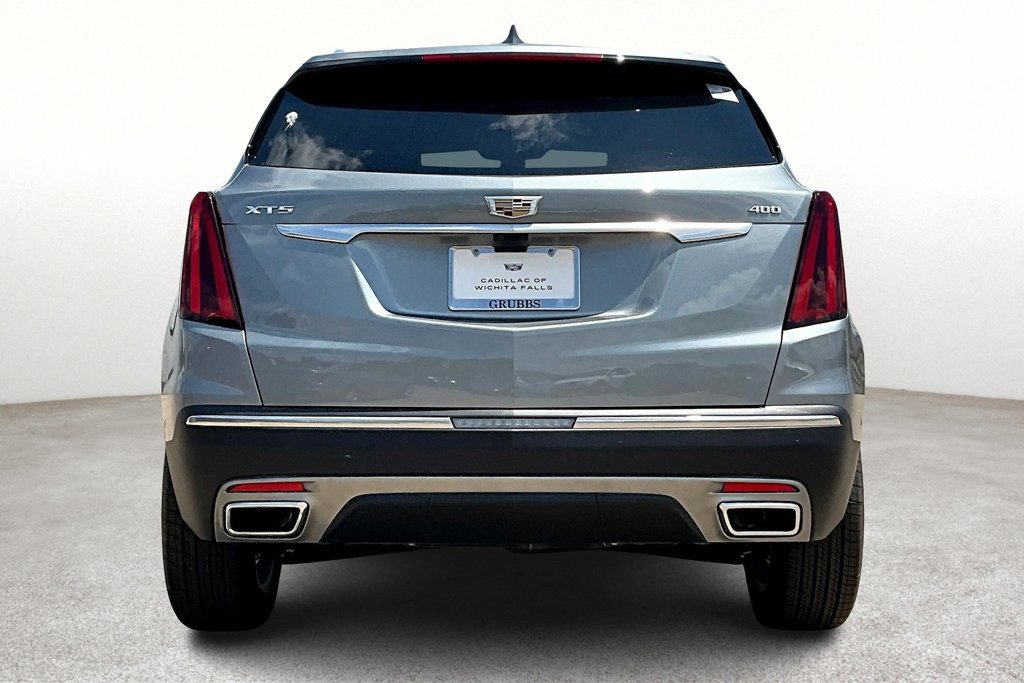 New 2025 Cadillac XT5 Premium Luxury w/ Technology Package FWD image 5