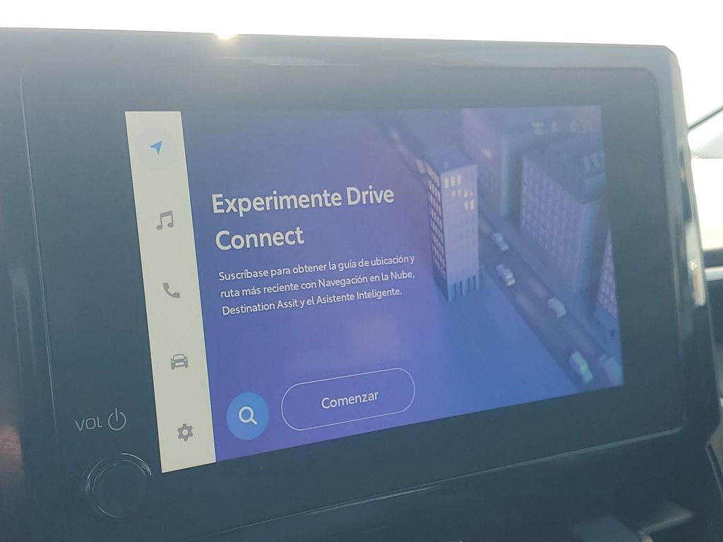 Used 2025 Toyota Corolla LE image 25