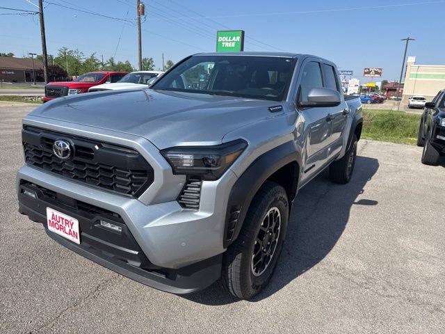 Used 2024 Toyota Tacoma TRD Off-Road w/ TRD Off Road Upgrade Package AWD/4WD image 3