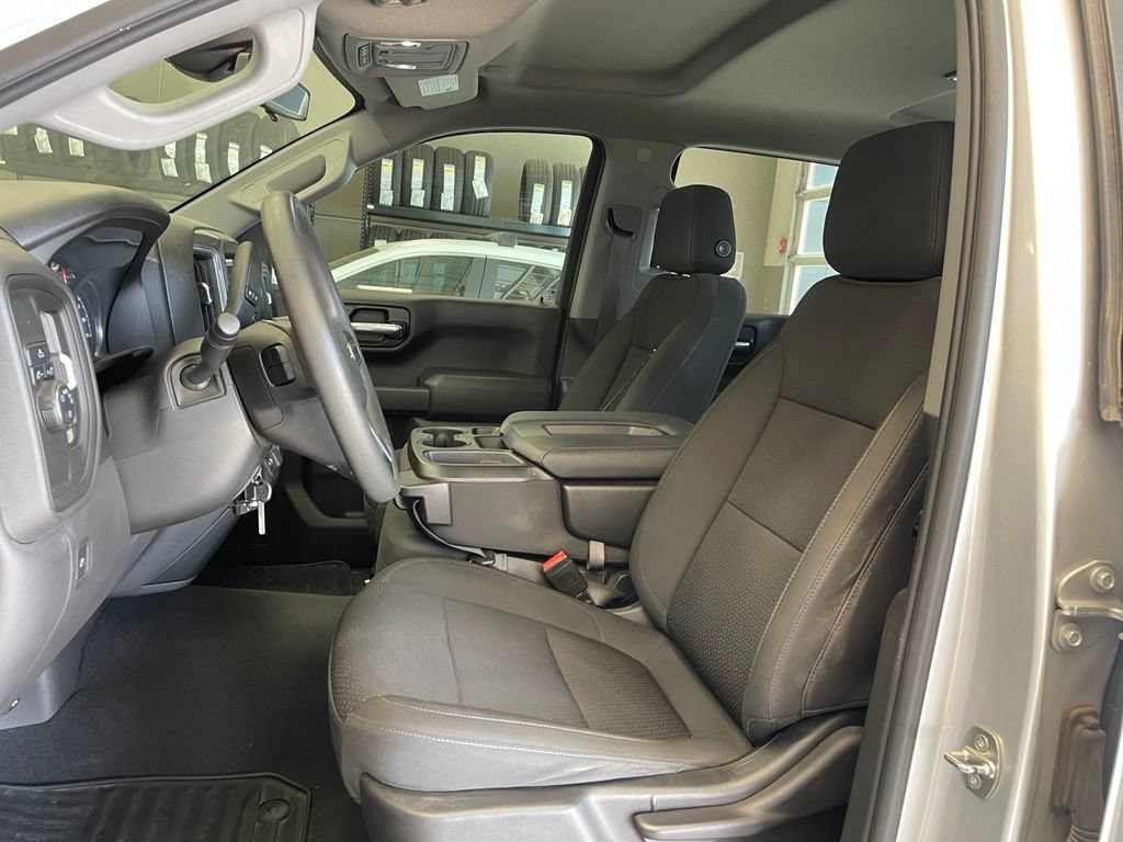Used 2021 Chevrolet Silverado 1500 Custom w/ Safety Confidence Package RWD image 10