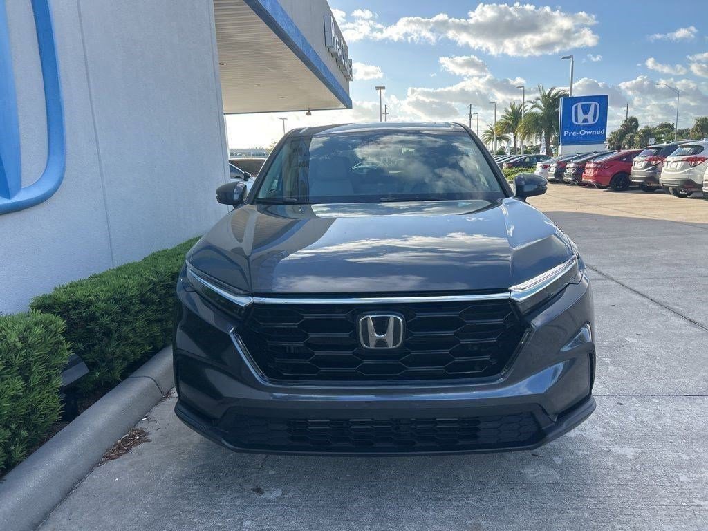 Used 2023 Honda CR-V EX image 2