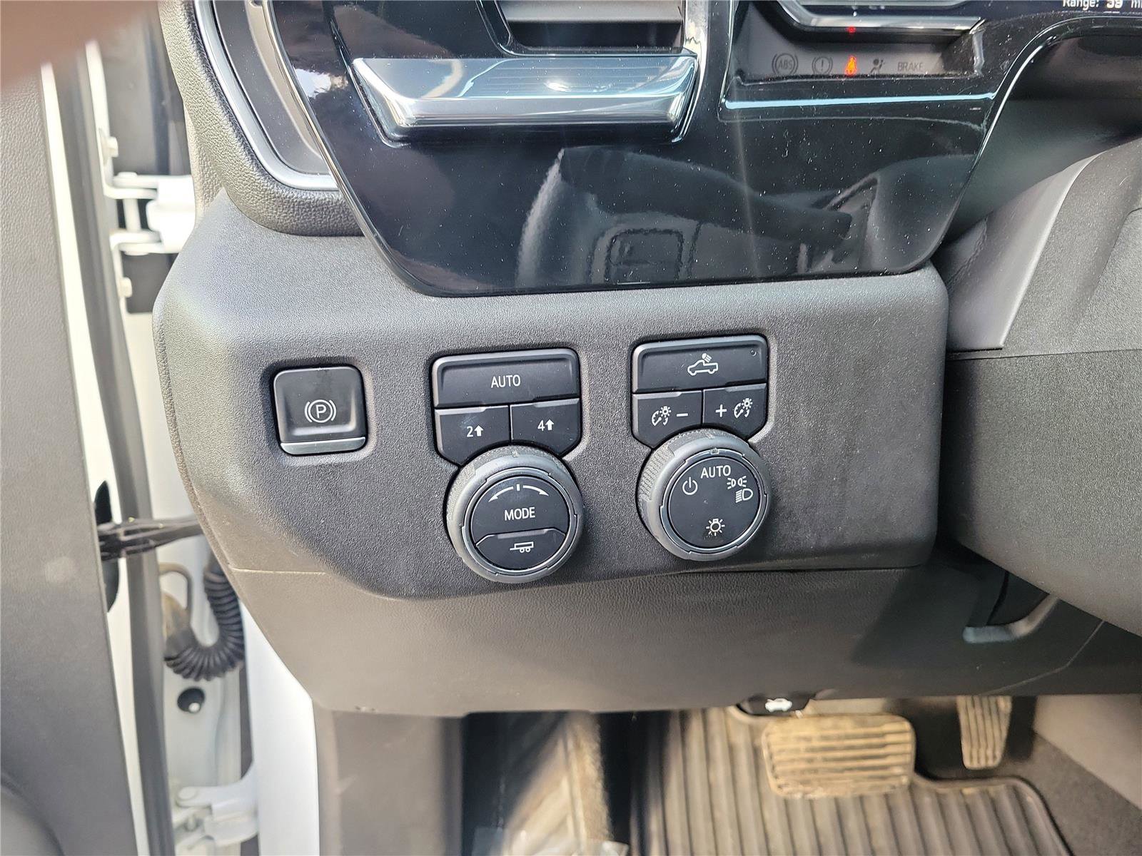 Used 2023 Chevrolet Silverado 1500 LT image 20