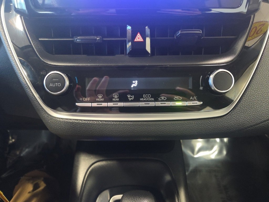 Used 2024 Toyota Corolla LE image 26