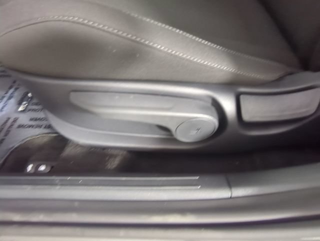 New 2026 Hyundai Elantra Sport FWD image 30