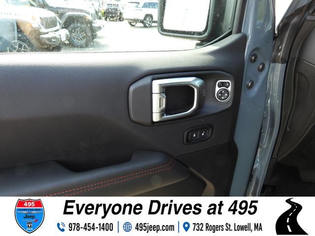 New 2026 Jeep Gladiator Rubicon w/ Steel Power Dome Hood Package AWD/4WD image 16