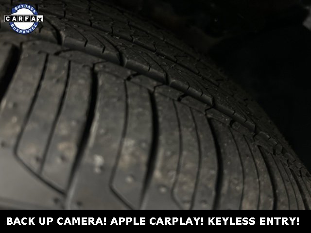 Used 2019 Toyota Camry LE image 5