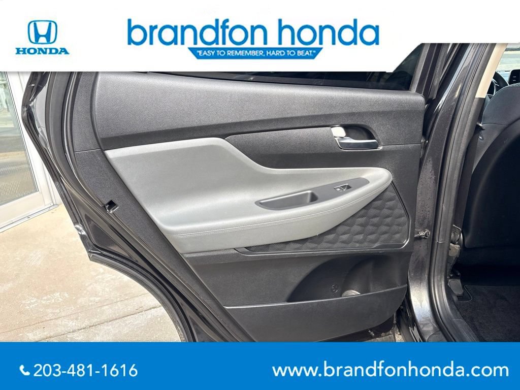 Used 2023 Hyundai Santa Fe SE AWD/4WD image 10