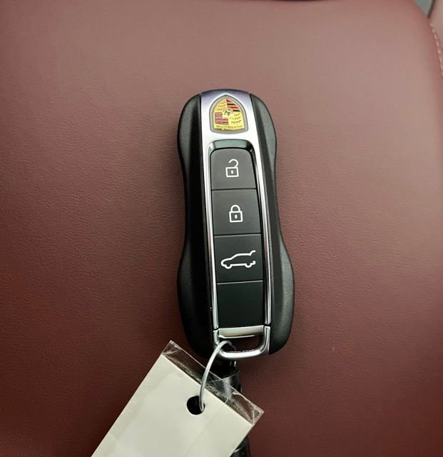 New 2026 Porsche Cayenne E-Hybrid Coupe image 41