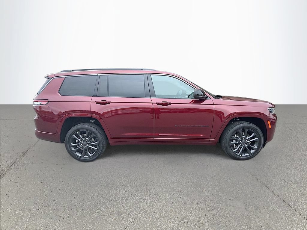 New 2026 Jeep Grand Cherokee L Limited AWD/4WD image 3