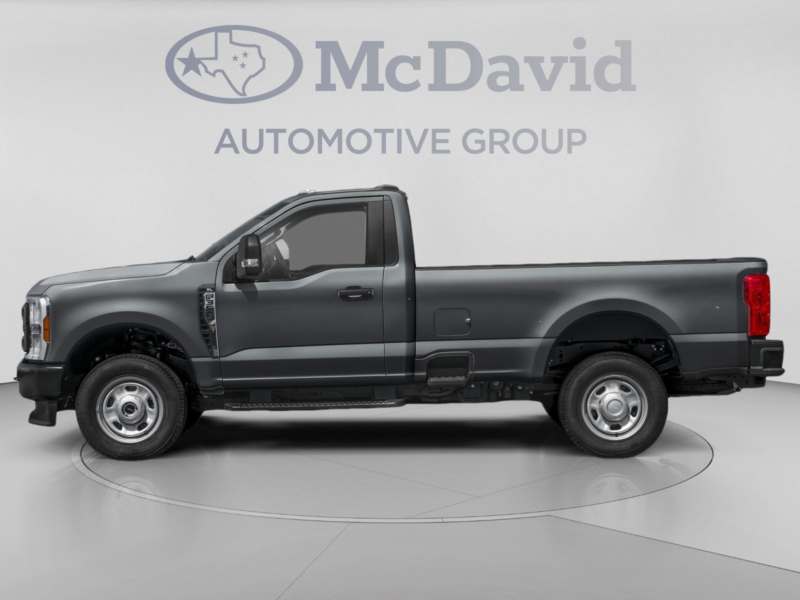 Used 2023 Ford F350 XL w/ STX Appearance Package AWD/4WD image 4