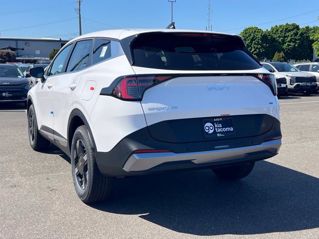 New 2026 Kia Sportage LX w/ LX Convenience Package AWD/4WD image 7