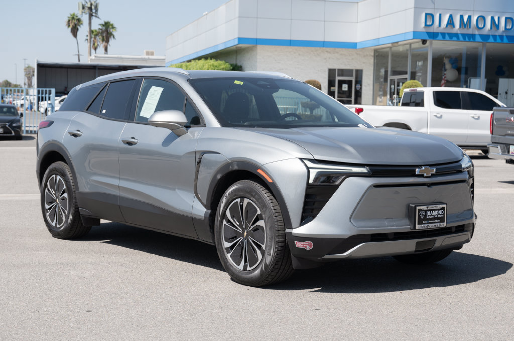 Used 2024 Chevrolet Blazer EV LT AWD/4WD image 1
