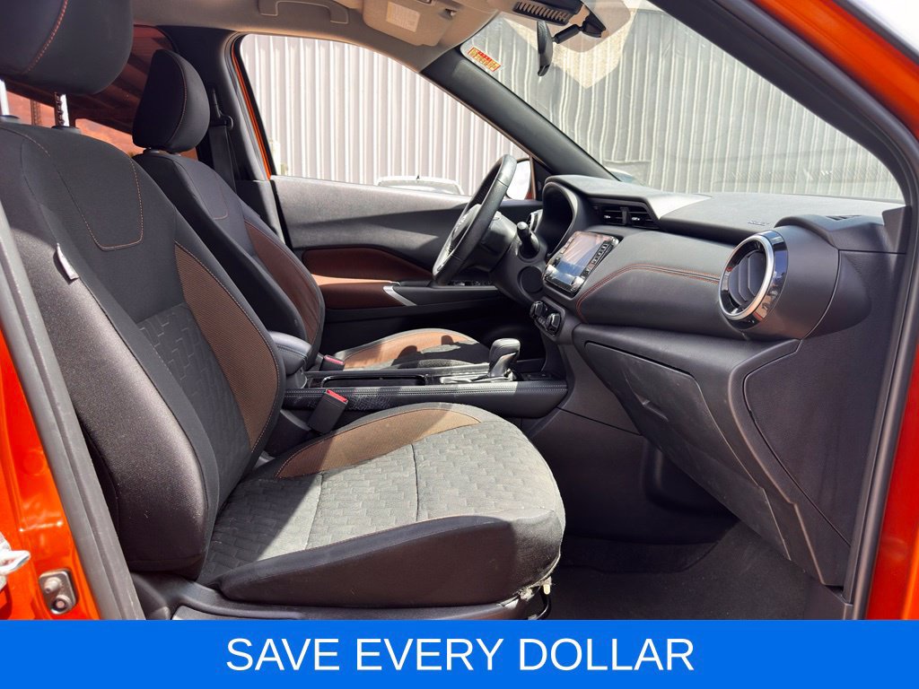 Used 2023 Nissan Kicks SR FWD image 15