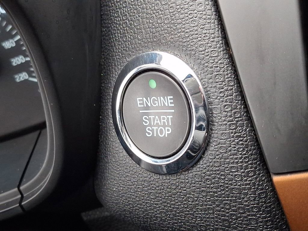 Certified 2022 Ford EcoSport SE w/ SE Convenience Package image 24