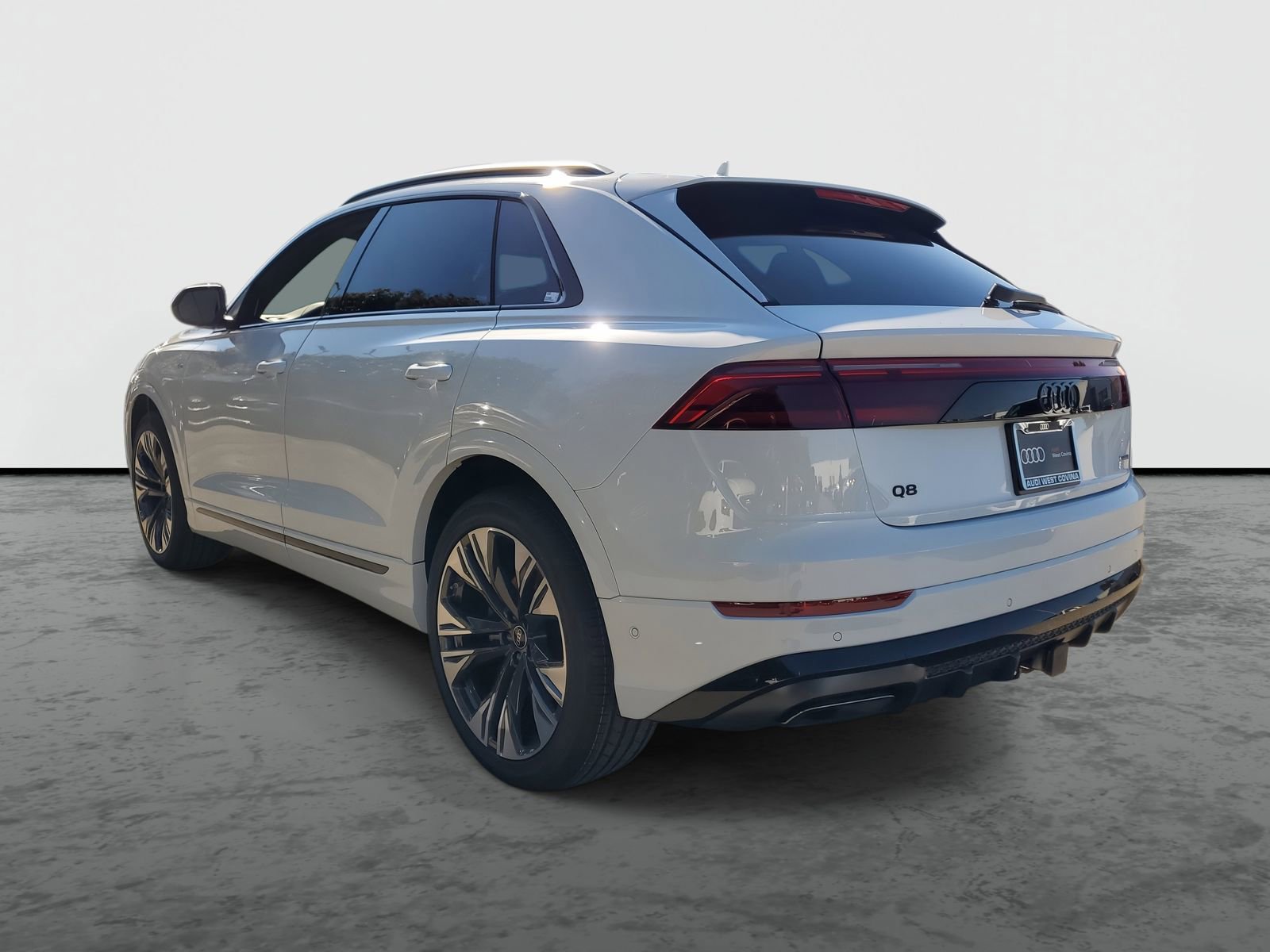 New 2026 Audi Q8 Premium Plus image 3