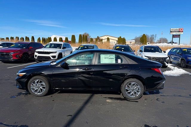 New 2026 Hyundai Elantra Blue image 4