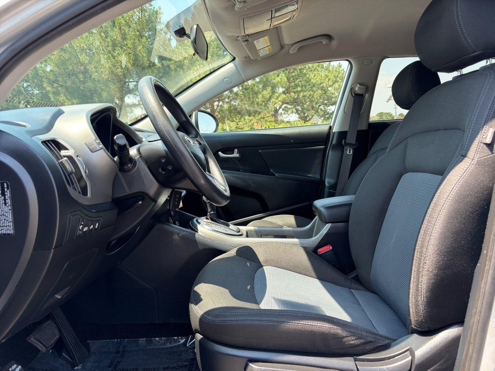 Used 2014 Kia Sportage LX AWD/4WD image 12