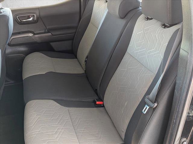 Used 2022 Toyota Tacoma TRD Off-Road w/ Technology Package image 17