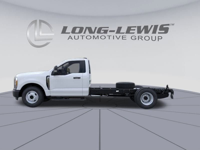 New 2026 Ford F350 XL image 3