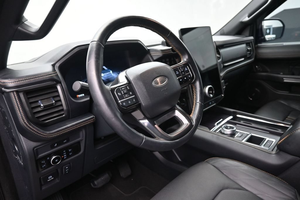 Used 2024 Ford Expedition Max Platinum RWD image 18