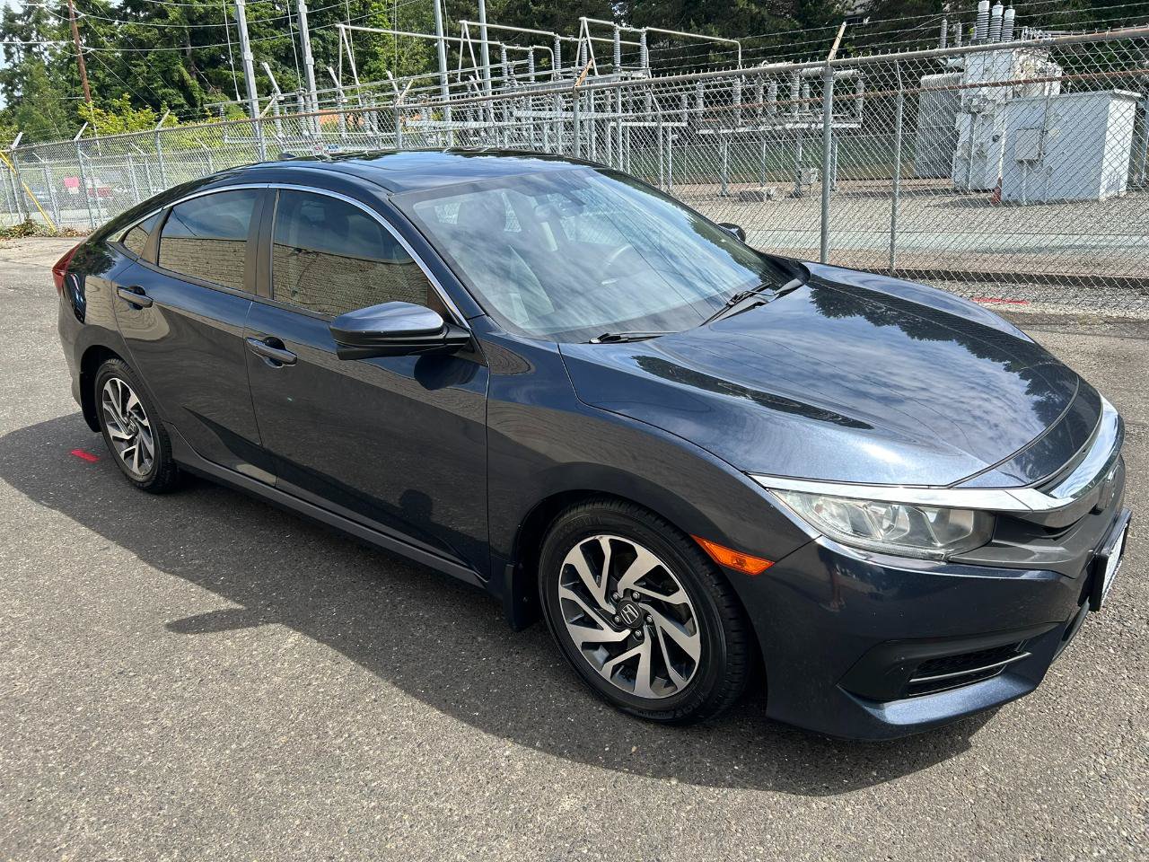 Used 2017 Honda Civic EX image 3