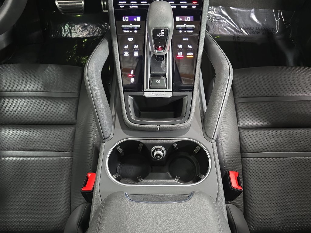 Certified 2023 Porsche Cayenne S AWD/4WD image 20