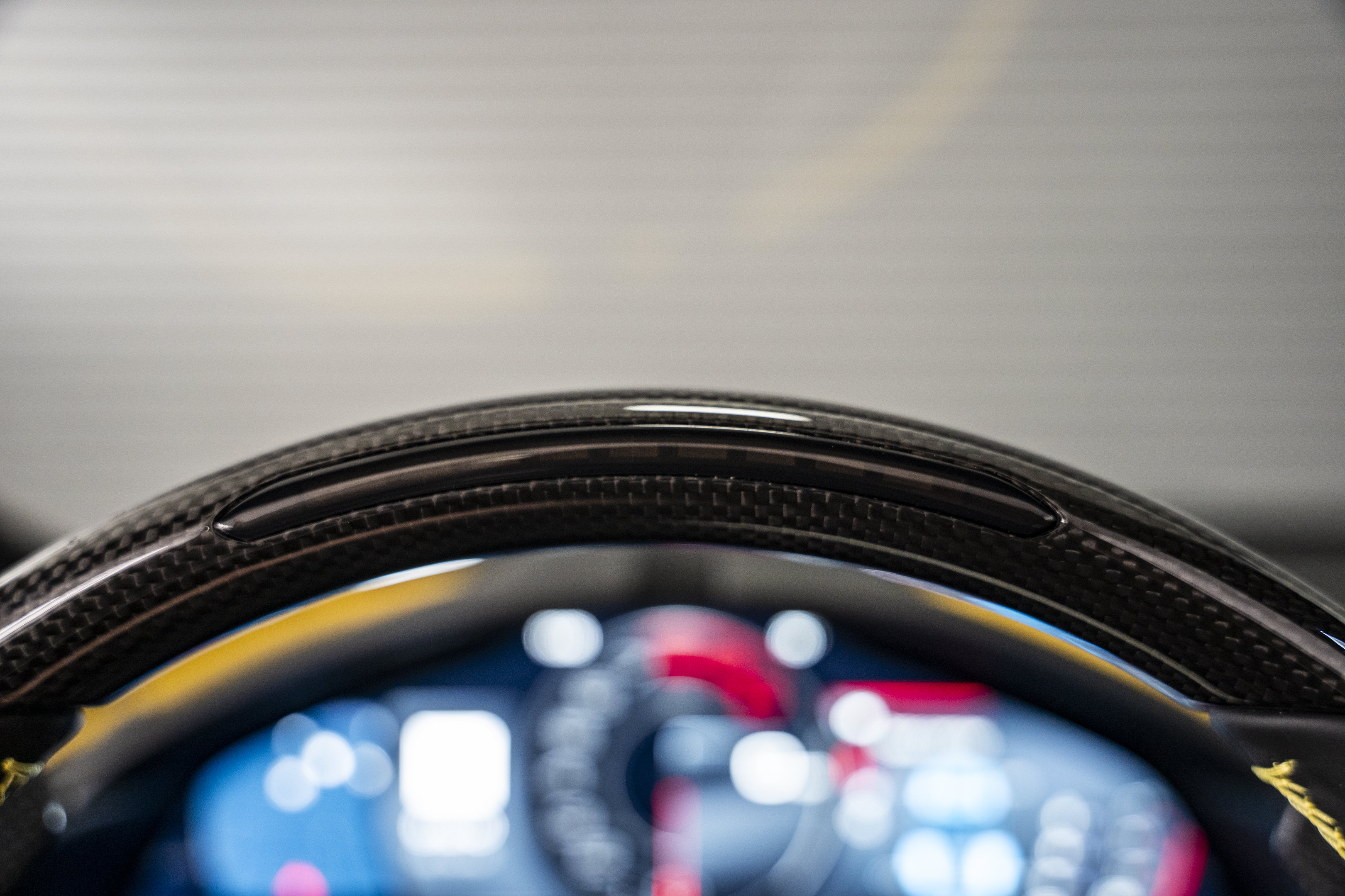 Used 2025 Ferrari Roma Spider RWD image 45