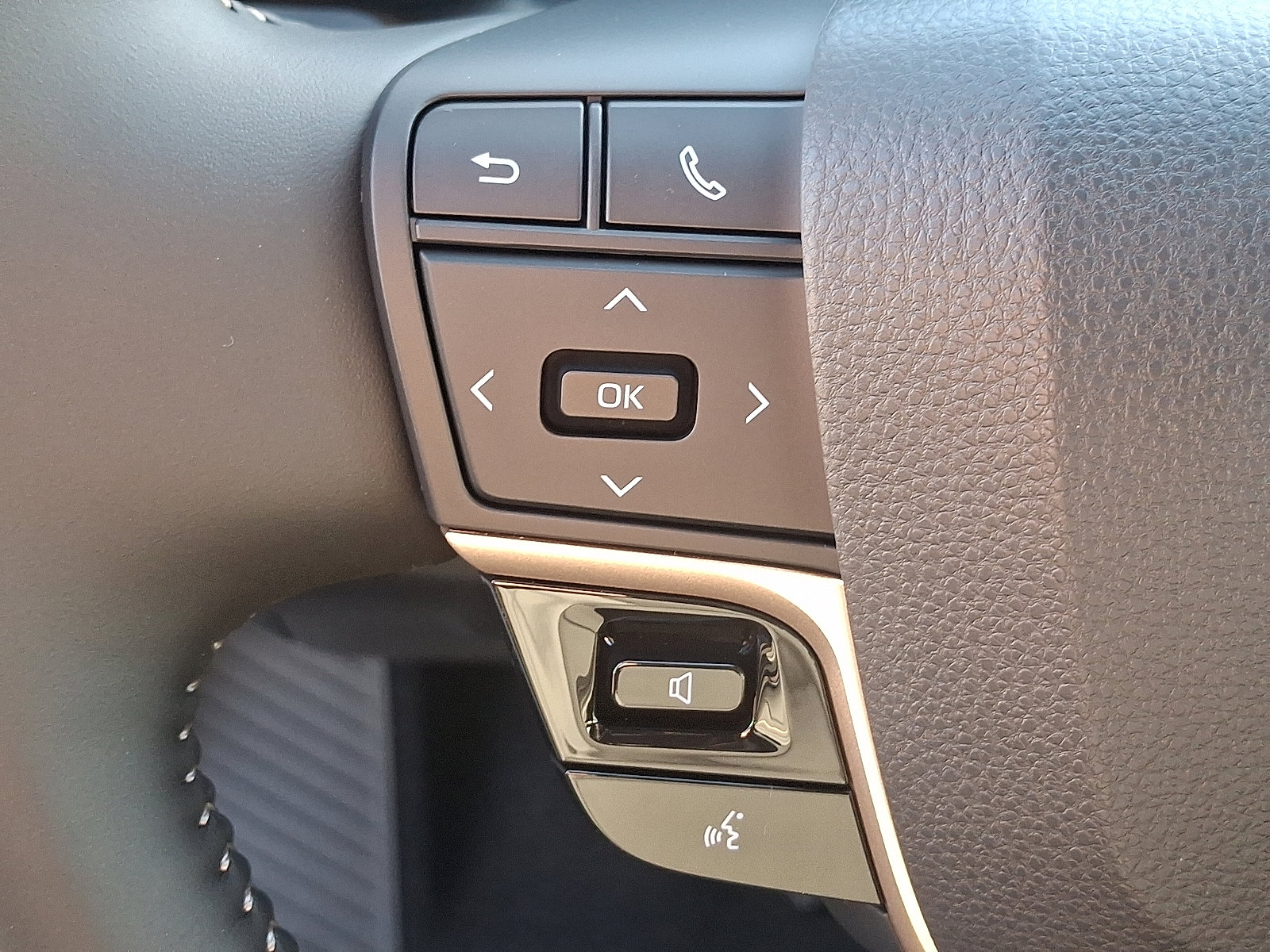 New 2026 Toyota Crown Nightshade image 15