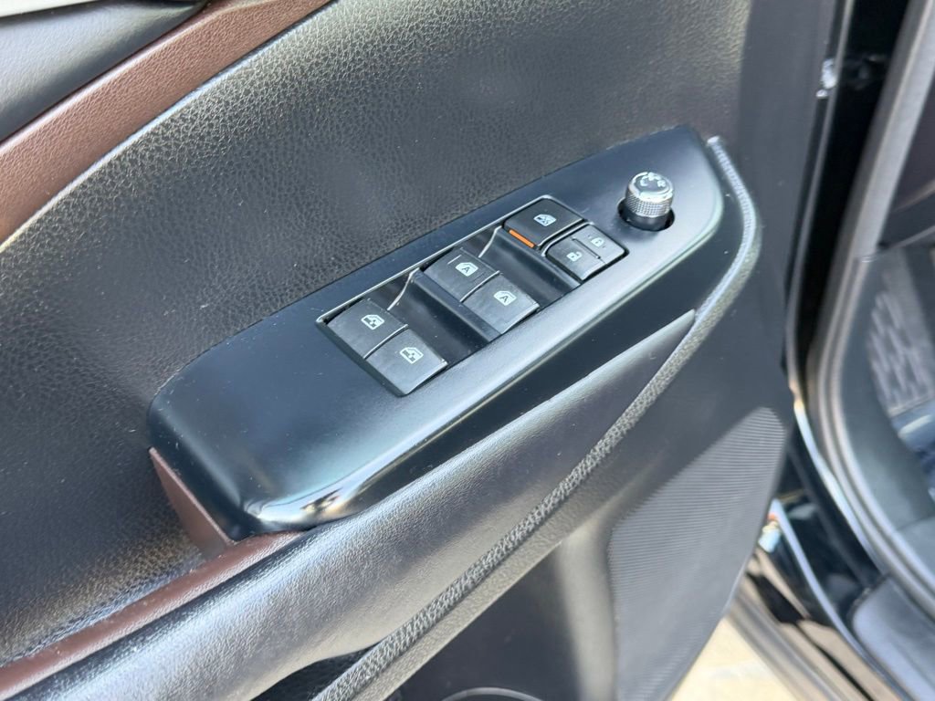 Used 2017 Toyota Highlander XLE image 18