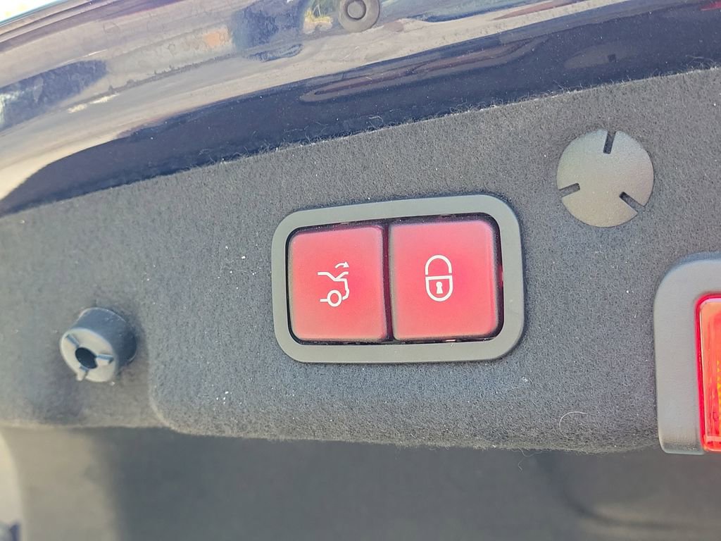 Used 2020 Mercedes-Benz C 300 4MATIC Sedan image 9