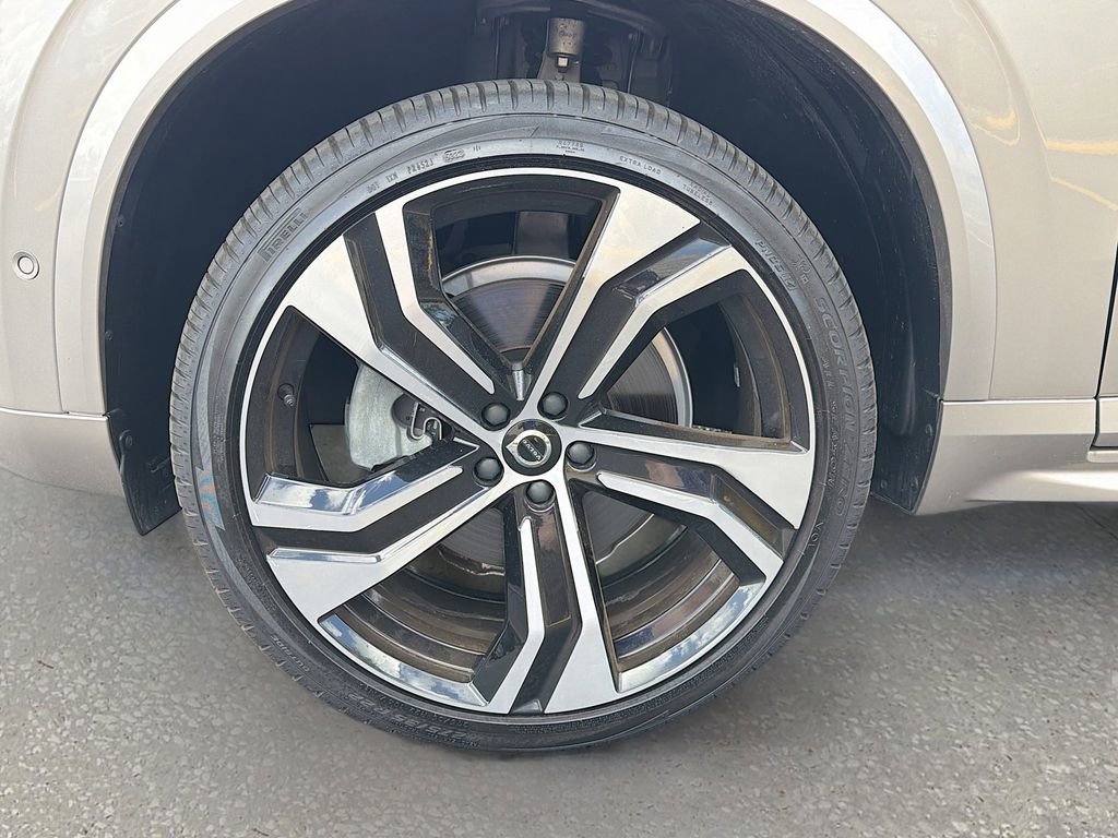 Used 2025 Volvo XC90 B6 Ultra w/ Protection Package Premier AWD/4WD image 41