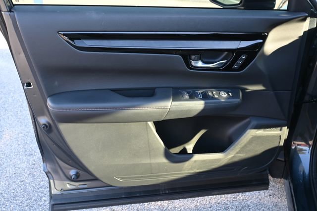 Used 2025 Honda CR-V Sport Touring image 8
