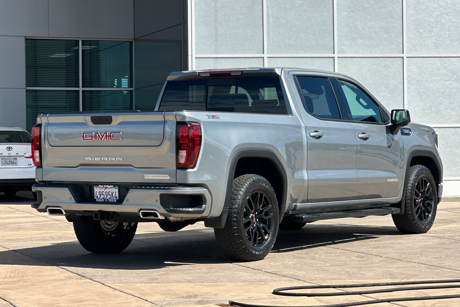 Used 2026 GMC Sierra 1500 Elevation w/ Elevation Premium Package AWD/4WD image 4