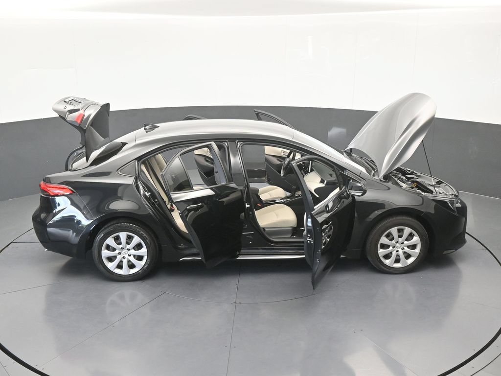Used 2021 Toyota Corolla LE FWD image 61