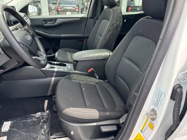 New 2025 Ford Escape Active FWD image 19