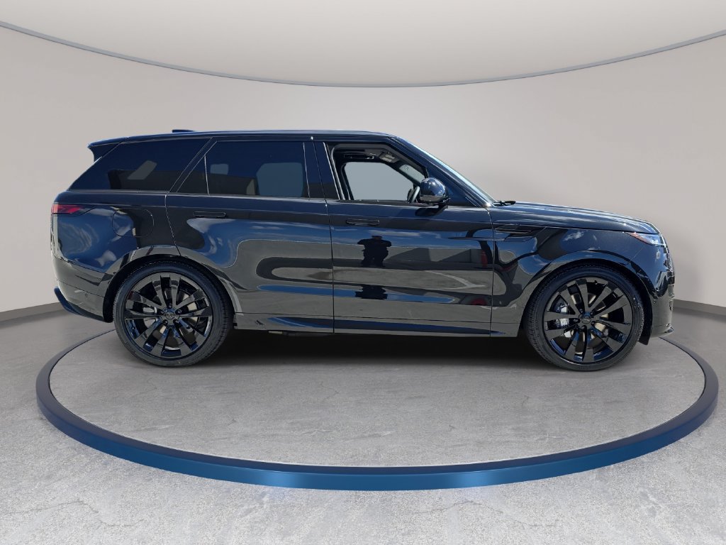 New 2026 Land Rover Range Rover Sport Dynamic SE AWD/4WD image 4