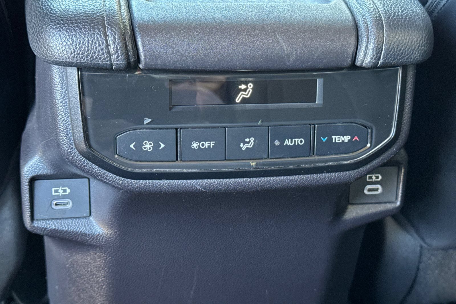 Certified 2025 Toyota Grand Highlander FWD image 46