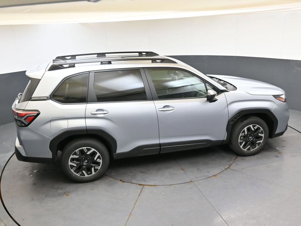 Used 2025 Subaru Forester Premium AWD/4WD image 41