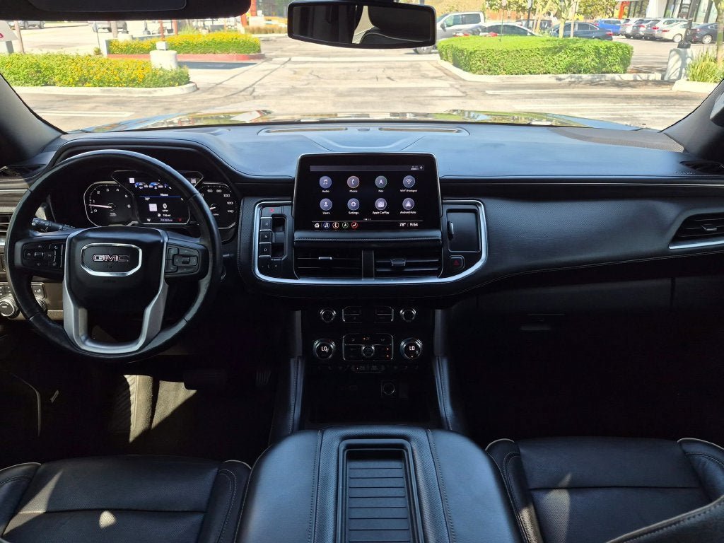 Used 2021 GMC Yukon XL SLT w/ Rear Media and Nav Package AWD/4WD image 22