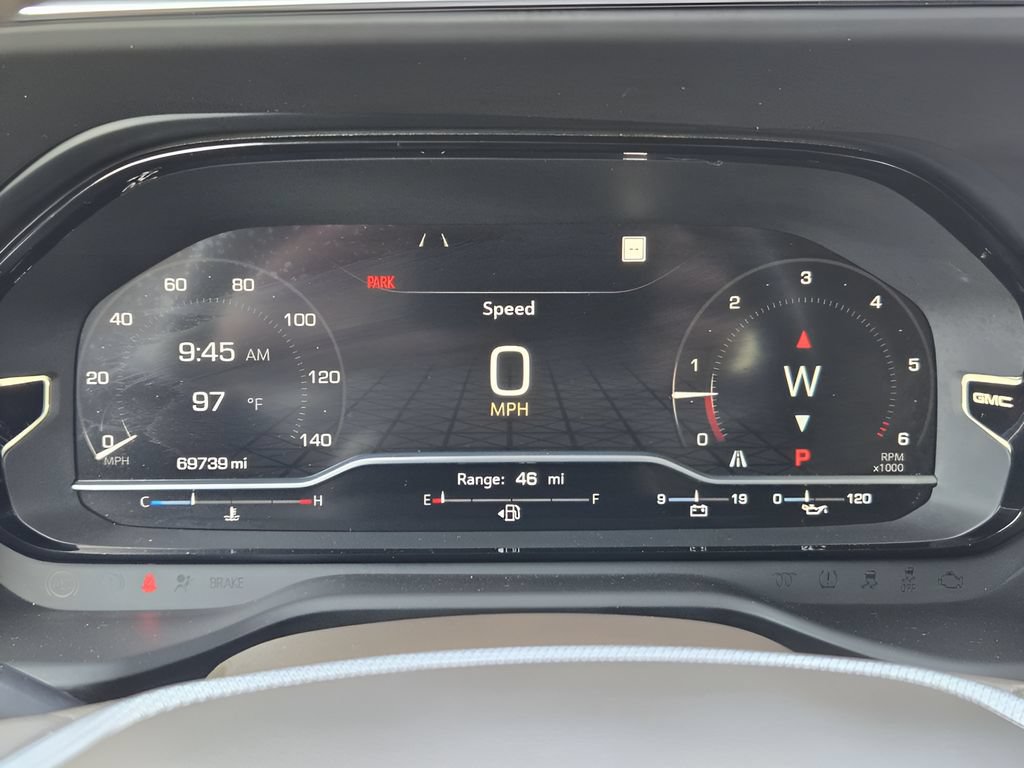 Used 2022 GMC Yukon XL Denali RWD image 14