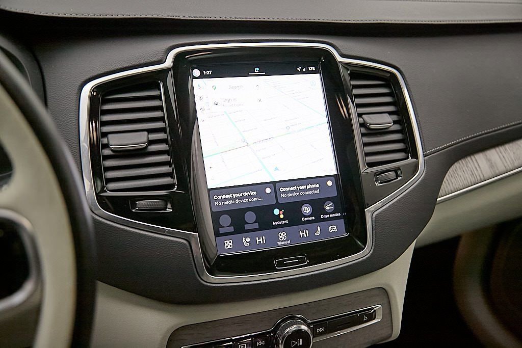 Certified 2023 Volvo XC90 T8 Ultimate image 16